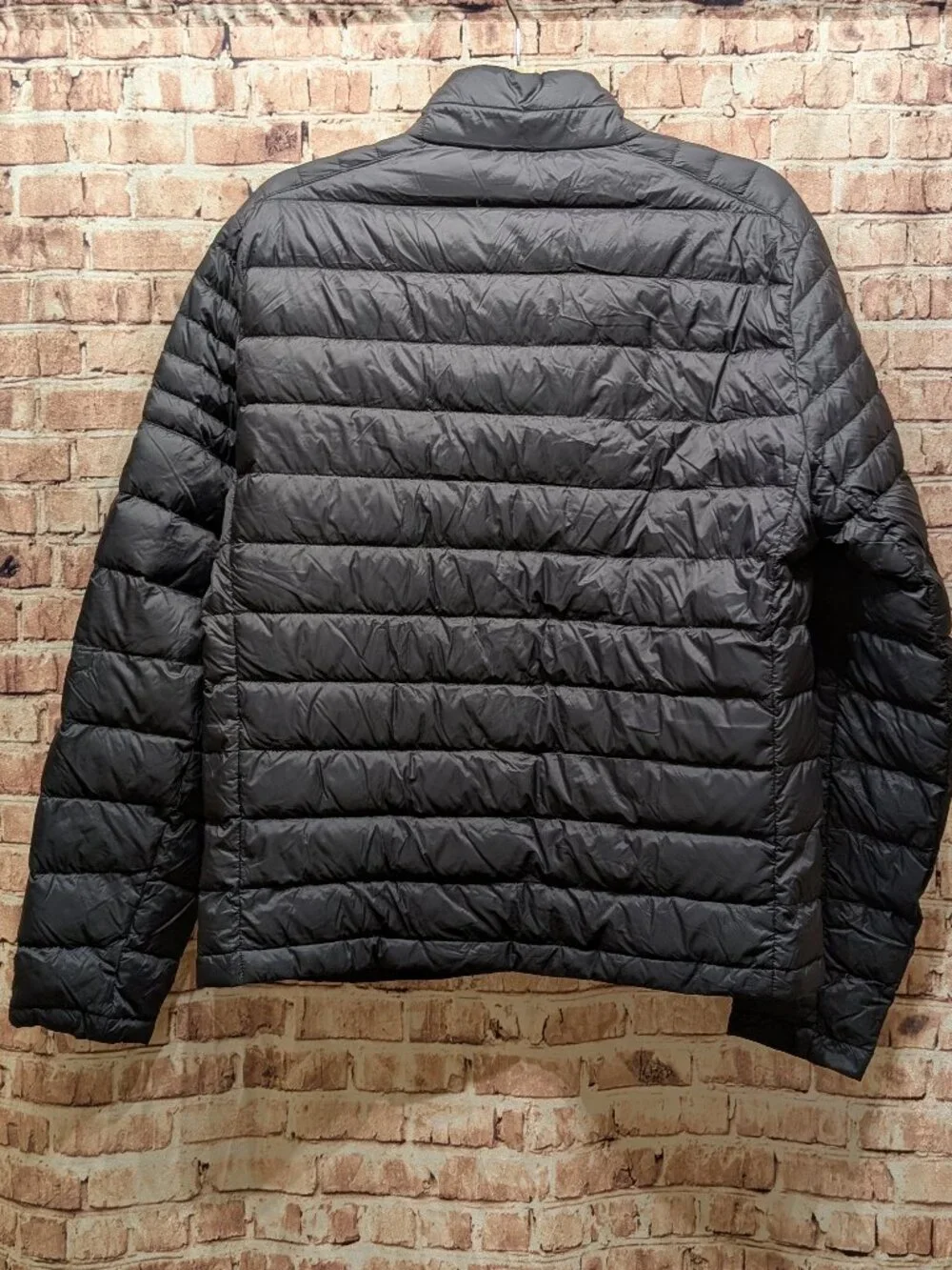 Michael Kors Packable Quilted Puffer Down Jacket w/ Burgundy Lining Size Medium